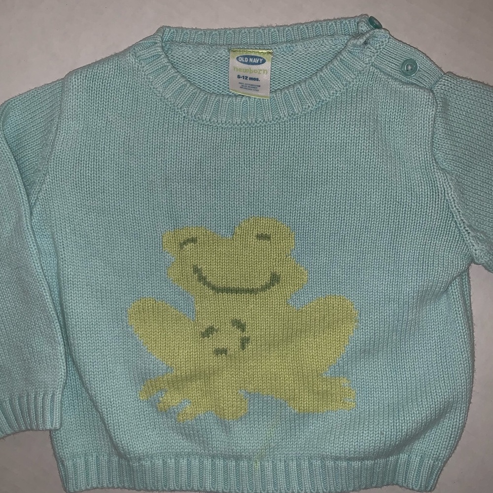 Old navy Newborn 6-12M sweater Frog